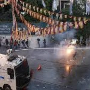 Bom Mobil Kembali Meledak di Turki