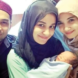 Shireen Sungkar Dipaksa Melahirkan