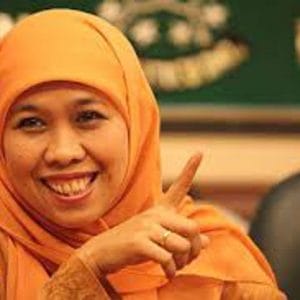 Mensos Khofifah Lantik Pengurus Pimpinan Wilayah Muslimat Nahdathul Ulama Sumsel