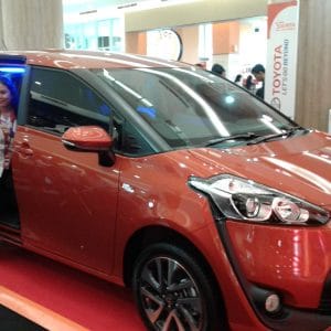 Mobil Terlaris Jepang  Mengaspal di Palembang