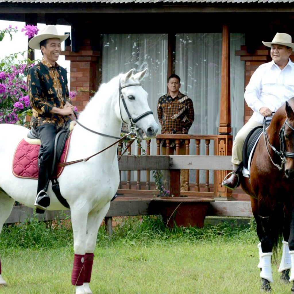 Sebelum Pelantikan Presiden, Prabowo Subianto Akan Kembali Jokowi