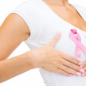 Baca Nih! Efek Samping dari Meremas Payudara