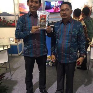 IKUTI NUSANTARA EXPO DAN FORUM 2016, PEMKAB OKU SELATAN SUGUHKAN PRODUK UNGGULAN.