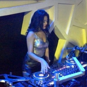 Ayudhya Larasati : Gunakan Kepintaran Bukan Kecantikan