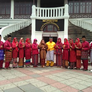 Kini PNS Palembang Wajib Berbaju Adat Setiap Jumat