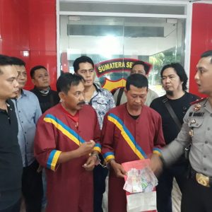 Lagi Asyik Ngopi, Dua Bandar Togel Diringkus Polisi