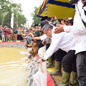 Mendes PDTT Resmikan Embung Multifungsi, Eko: Bisa Untuk Sawah, Kolam, dan Wisata