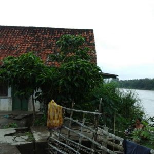 Warga Bibir Sungai Musi Tidurnya Tak Nyenyak, Dihantui