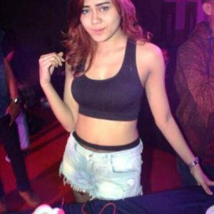 Bingung Dugem Dimana Malam Ini? Ke CS Aja, Ada Windy Claudya