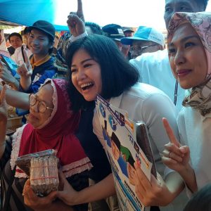 Blusukan ke OKI, Deru-Mawardi Utus 2 Srikandi Cantik Ini