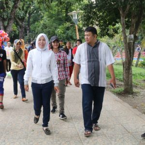 Fitri Temukan Hal yang Membuatnya Kagum Saat Memungut Sampah di KI