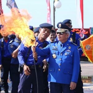 Api Berkobar di Tengah Lapangan BKB, Suasana Mencekam