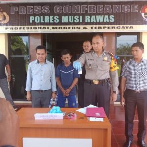 Melawan Petugas, Kurir Sabu Bersenpi Tersungkur Dipelor Polisi