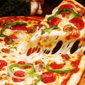 Pizza Gak Bikin Gemuk Lho, Ikuti Tips Ini