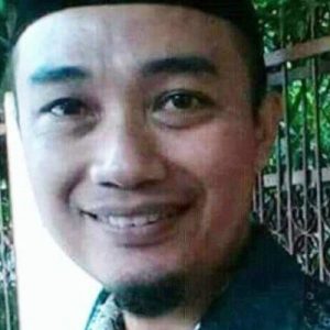 Usai Lihat Jenazah Tri, Rohana Berjalan Lunglai, Anaknya Terus Menangis