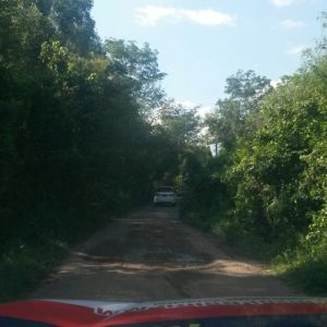 Blusukan ke Negeri Agung, SBH Jamin Jalan Desa Akan Mulus