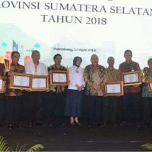 Muara Enim Terima Dua Penghargaan Ternama dari Pemprov Sumsel