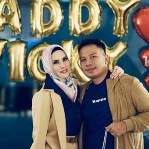 Angel Lelga Siapkan Kado Spesial Dihari Ulang Tahun Vicky