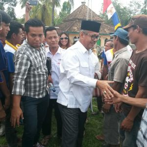 Disambangi SBH, Warga Suban Jeriji Minta Perbaikan Jalan dan Beribat Gratis