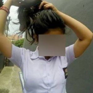 Gadis SMP Digrebek Saat Main Seranjang Bersama 3 Om Hidung Belang