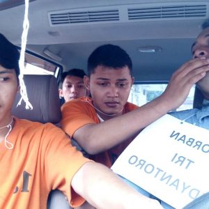 Tri Dicekik Dengan Tali Tambang Jemuran