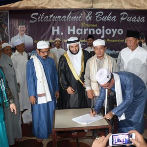 Dukung Harno – Fitri, Ulama Kota Palembang Teken Komitmen Bersama