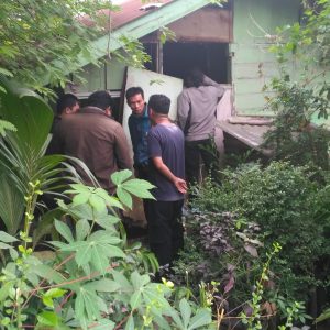 Densus 88 Geledah Rumah Penjual Bunga Hias di Kalidoni