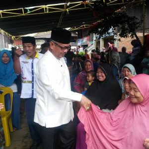 Datang ke Desa Segamit, SBH Disambut Iringan Rabana
