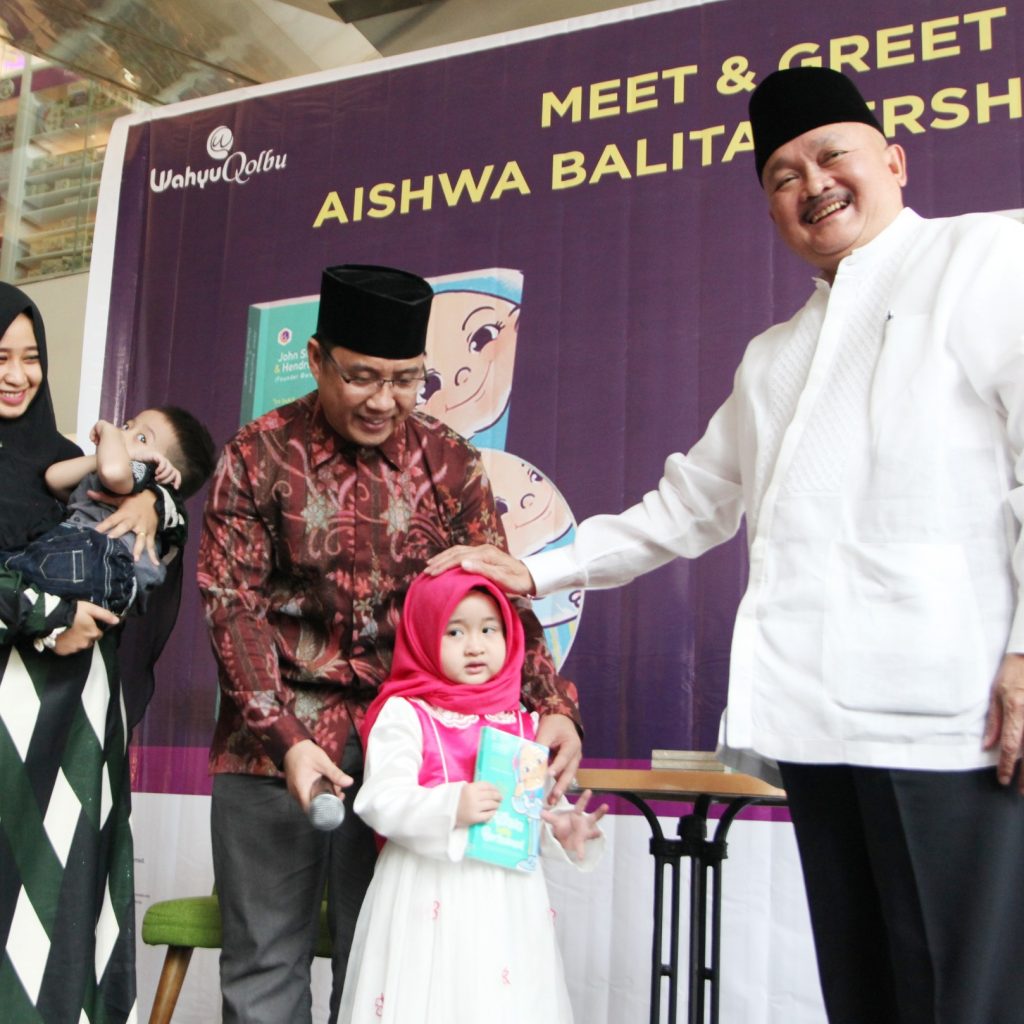 Alex Noerdin Hadiahi Selebgram Aishwa Umroh Sekeluarga