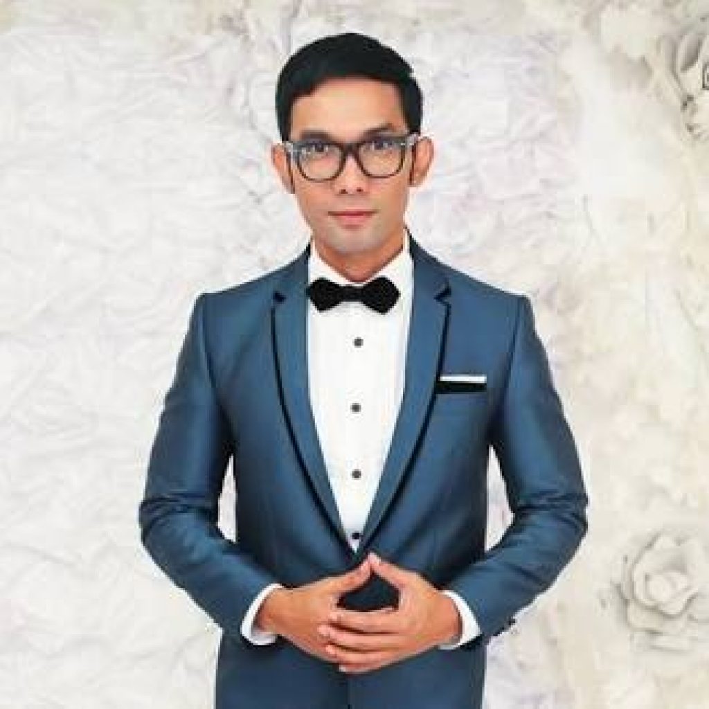 Usia Kepala 4, Indra Herlambang Masih Sendiri