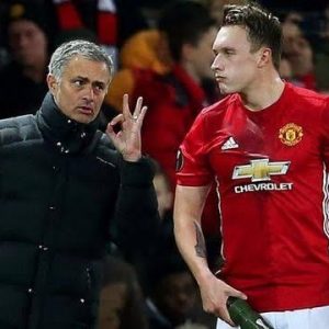 MU Cuci Gudang, 8 Pemain Diobral