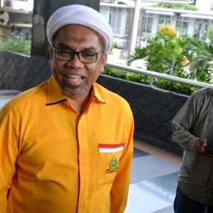 Amien Rais Nyapres, Ngabalin: Menteri PAN Harus Mundur