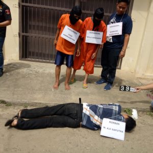 Rekonstruksi, Sopir Grab Ditusuk Puluhan Kali