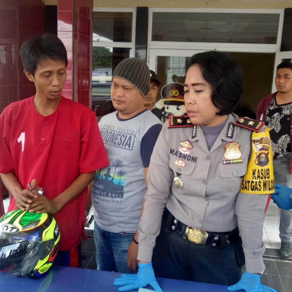Kepergok Maling Helm, Ardi Dihakimi Massa
