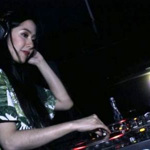 Ardina Rasti Tampilkan Permainan Terbaiknya Di Center Stage