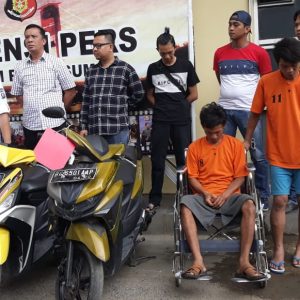 Aan dan Reza ‘Dipaku’ Saat Hendak Jual Motor Curian