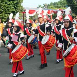 Gerak Jalan Pelajar Meriahkan Rangkaian Peringatan HUT ke-73 RI di Muba