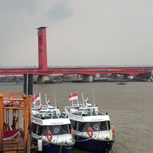 Kemenhub Serahkan Lima Bus Air Untuk Asian Games