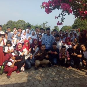 HUT RI ke-73, Gempita Berbagi dengan ABK dan Panti Jompo