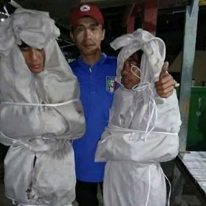 Aksi Viral 2 Remaja Berpakaian Pocong untuk Takuti Warga Berujung Sial