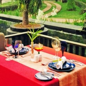 Cari Tempat Makan Malam yang Romantis? Novotel Palembang Pilihanya