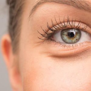 Tips Jitu Buat Kamu yang Kesel dengan Kantung Mata