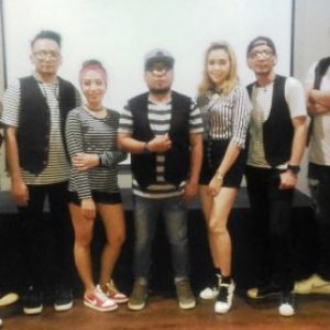 Double V Band Unjuk Aksi Di theVenus