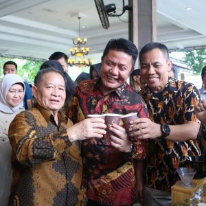 Herman Deru Wajibkan Instansi Pemprov Suguhkan Kopi Sumsel