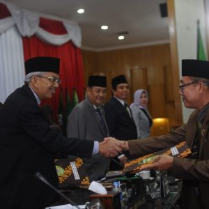 Wagub Mawardi Dengarkan Pandangan Umum Fraksi