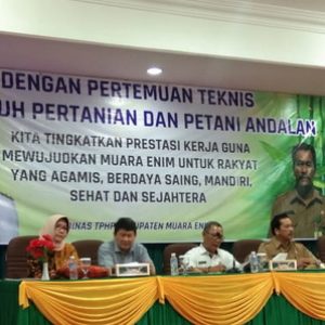 Dinas TPHP Muara Enim Gelar Penyuluhan Para Petani
