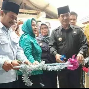 Bupati Lahat Resmikan Kantor Camat Merapi Barat