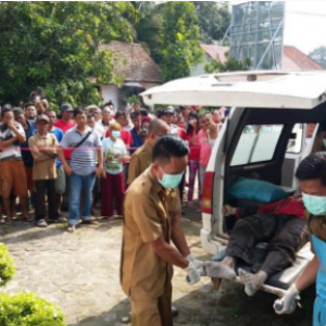 Jenazah Berseragam SMAN 4 Kayu Agung Mengambang di Sungai Komering