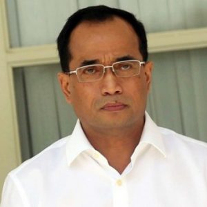 Persoalan Ojek Online Tak Kunjung Selesai, Menhub Ancam Cabut Izin GoJek dan Grab