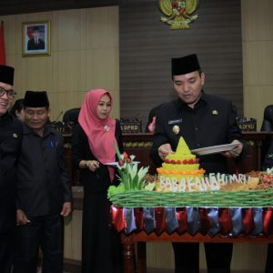 Pemkab dan DPRD Muba Sepakati Raperda Pengelolaan ZIS
